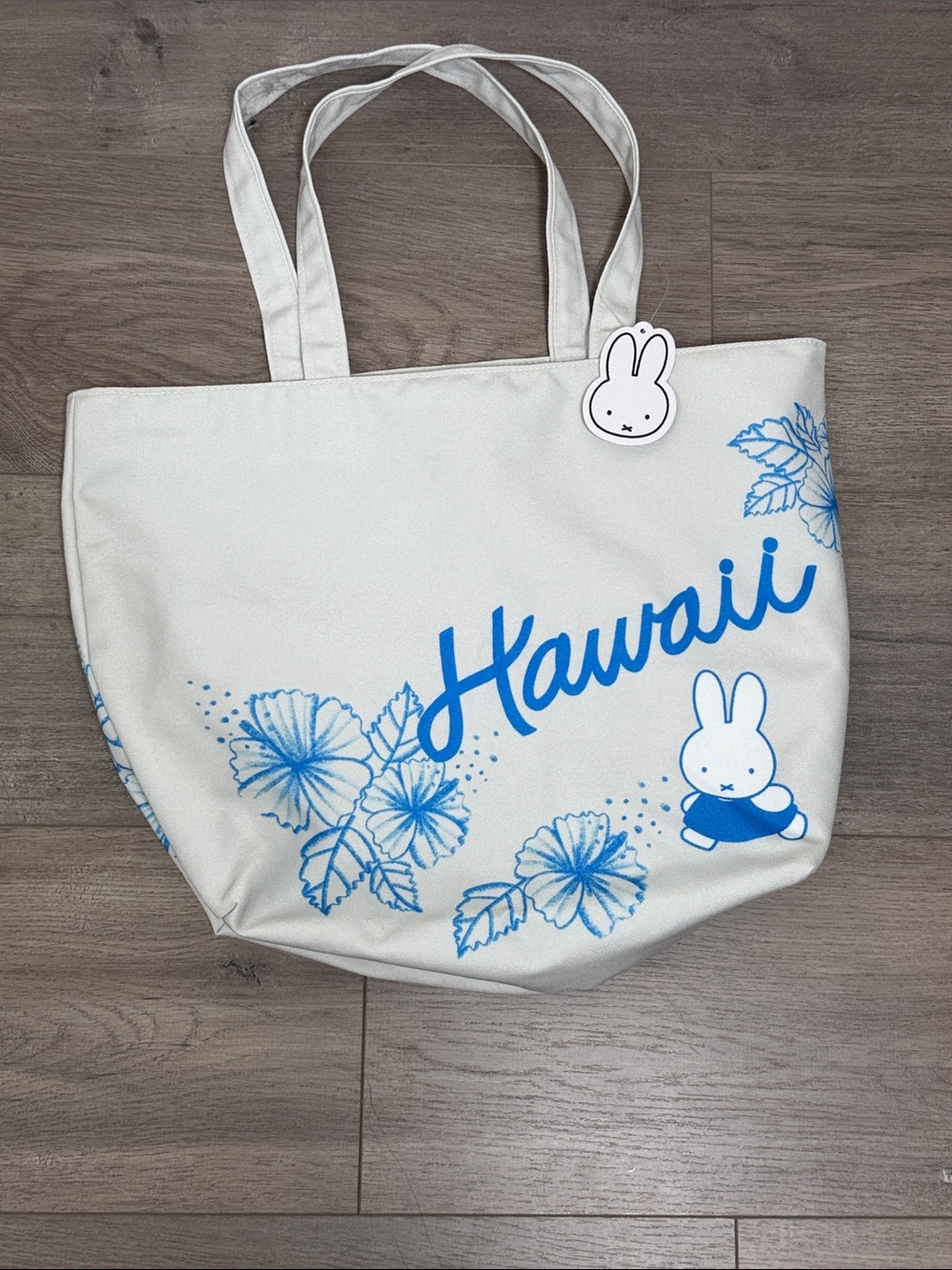Kira x Miffy Hawaii exclusive canvas tote